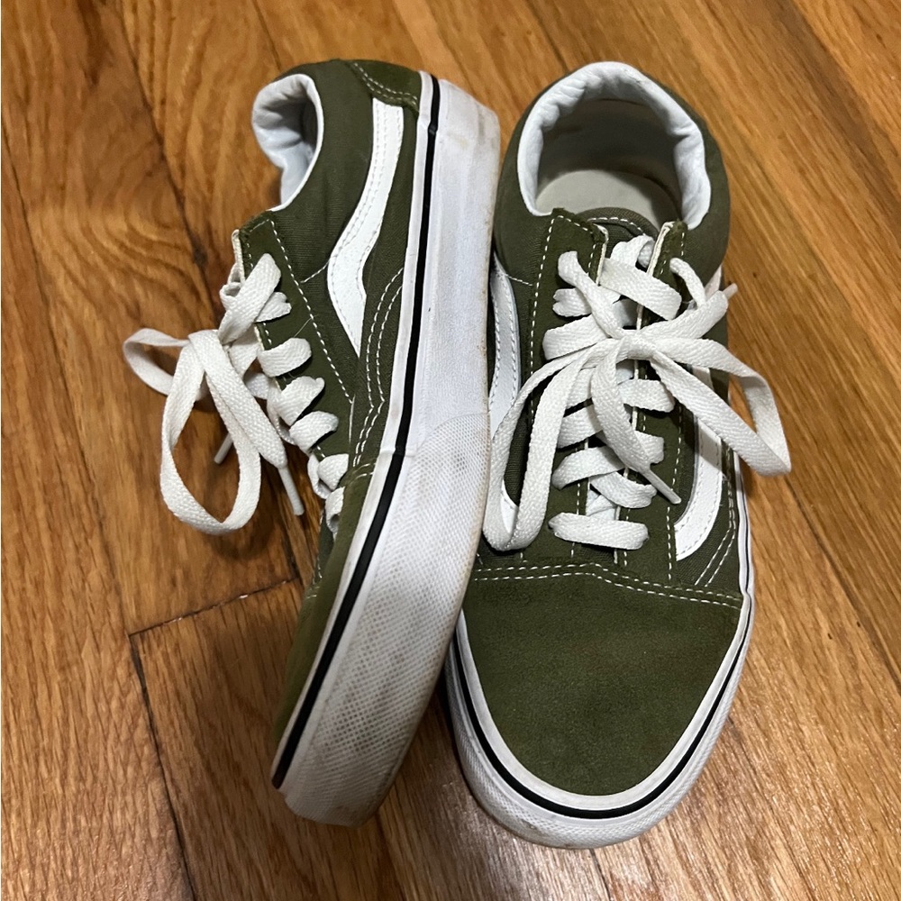Green vans, size 7.5!